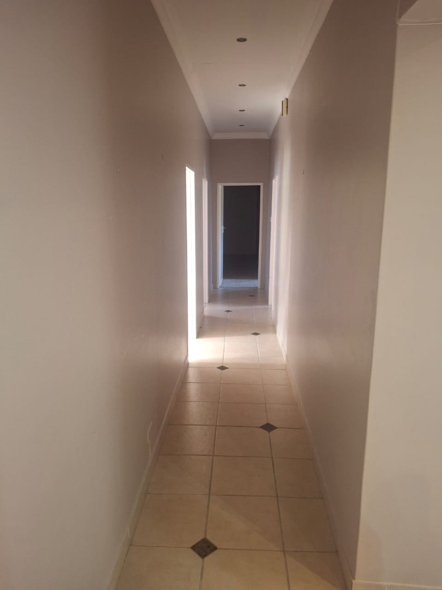 4 Bedroom Property for Sale in Vanes Estate Eastern Cape